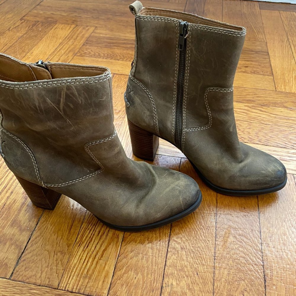Sperry Zipper Heeled Boots Real Leather 3inch Heel
